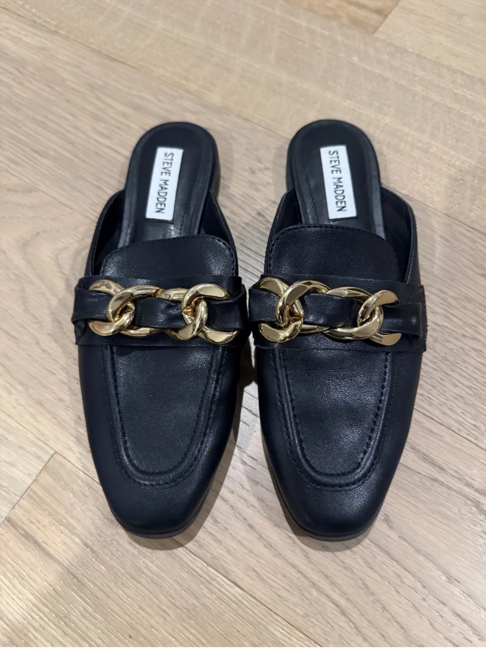 Steve Madden Black Leather Chain-Detail Mule